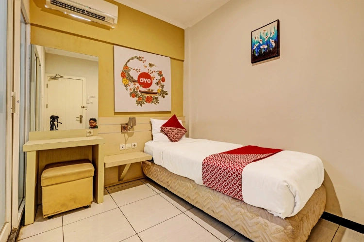 Deluxe Single room