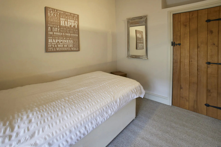 Host Stay Derwent
