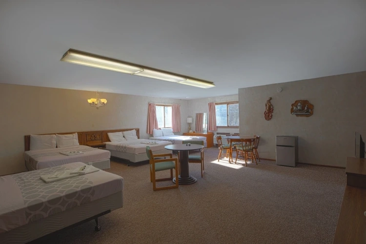 Standard Quadruple room