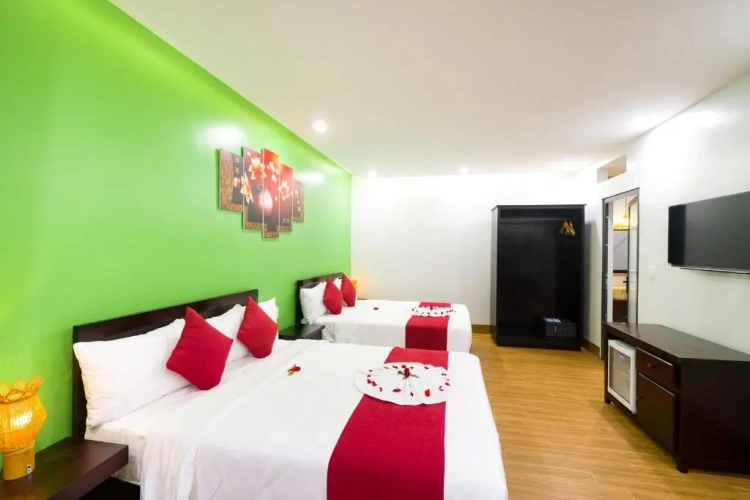 Deluxe Family room