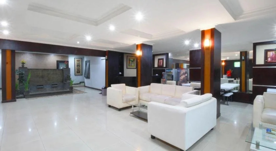 The Feli Hotel
