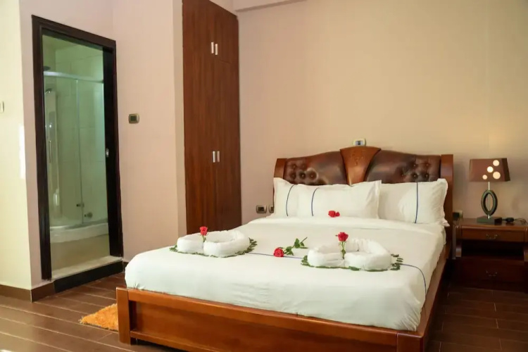 FENAST Guesthouse