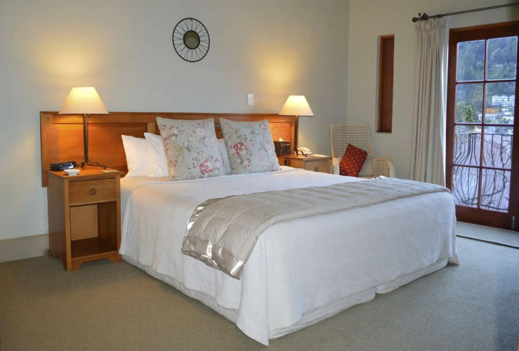 Browns Boutique Hotel
