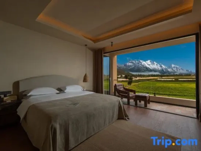 Standard Double room with mountain view