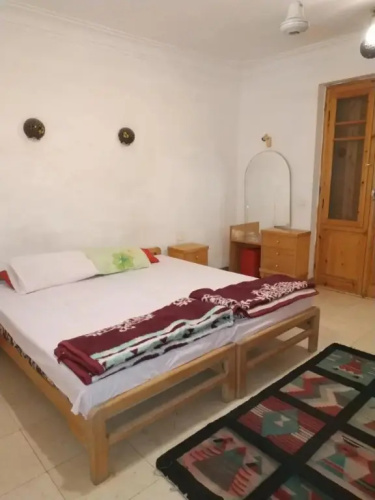 Adad Noubian House