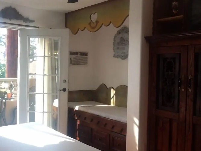 Secret Garden Inn