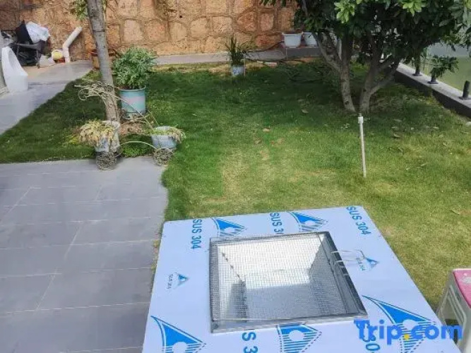 Dali Deep Blue · Ocean View Inn