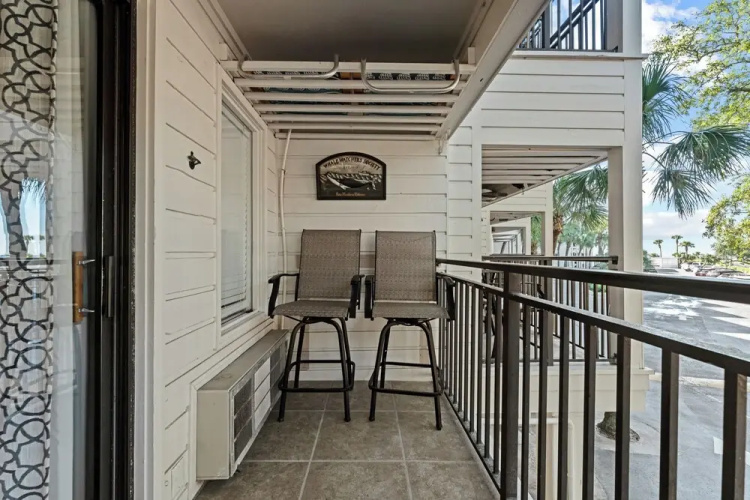 Beach Access: Oceanfront Hilton Head Studio