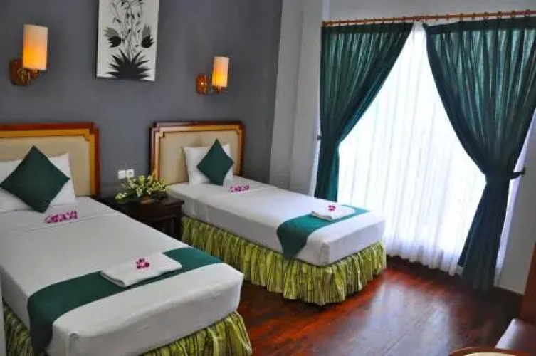 Ghotic Hotel