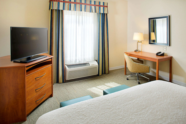 Hampton Inn & Suites Mansfield