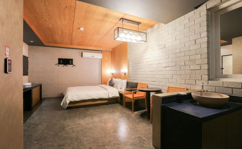 Shangria Hotel