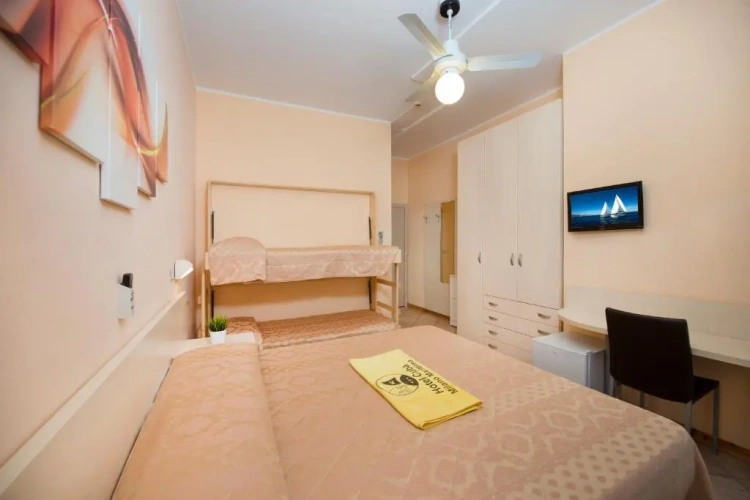 Superior Quadruple room