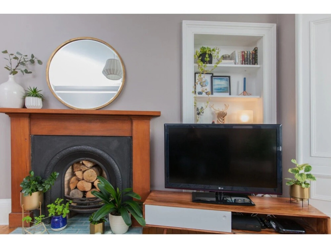 Spacious, Stylish 2BR Flat For 4 in Leith Walk