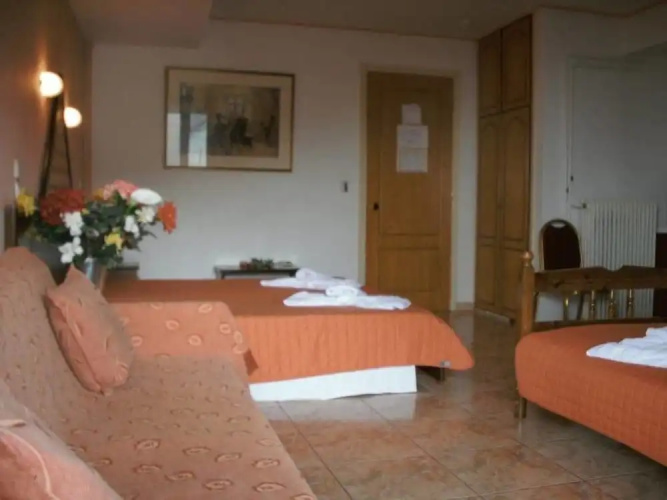 Aiolos Hotel