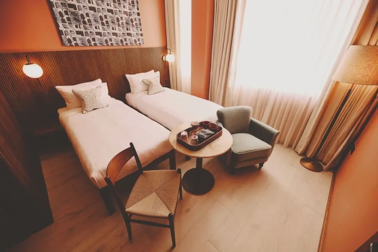 Classic Twin room