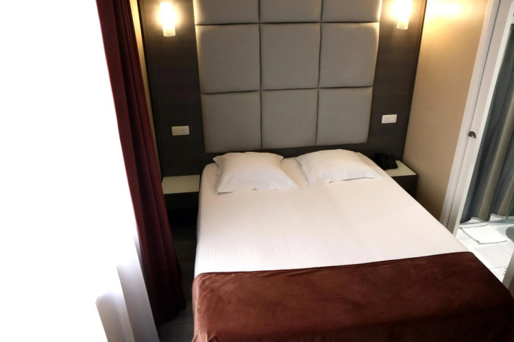 Hotel Phenix