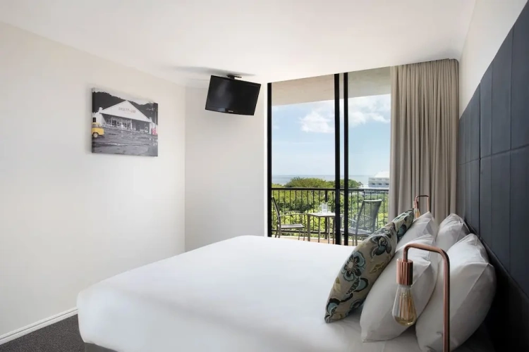 1 Bedroom Standard room with balcony