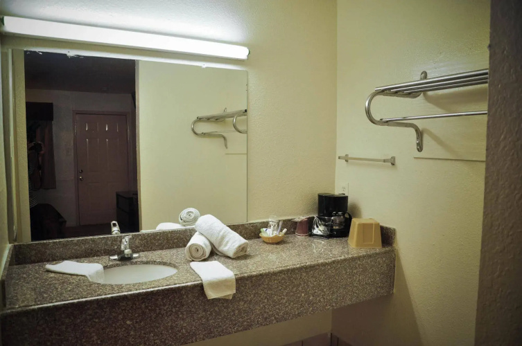 Luxury Inn
