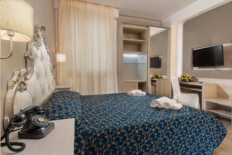 Hotel Mediterraneo