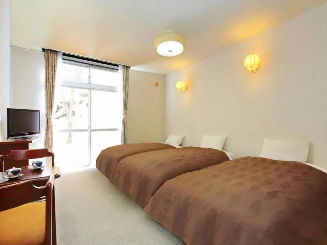 Ikenotaira Shirakabakogen Hotel