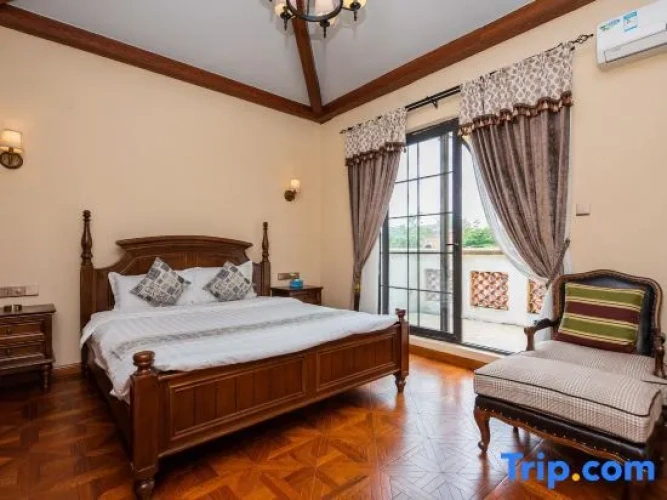 Deluxe Villa