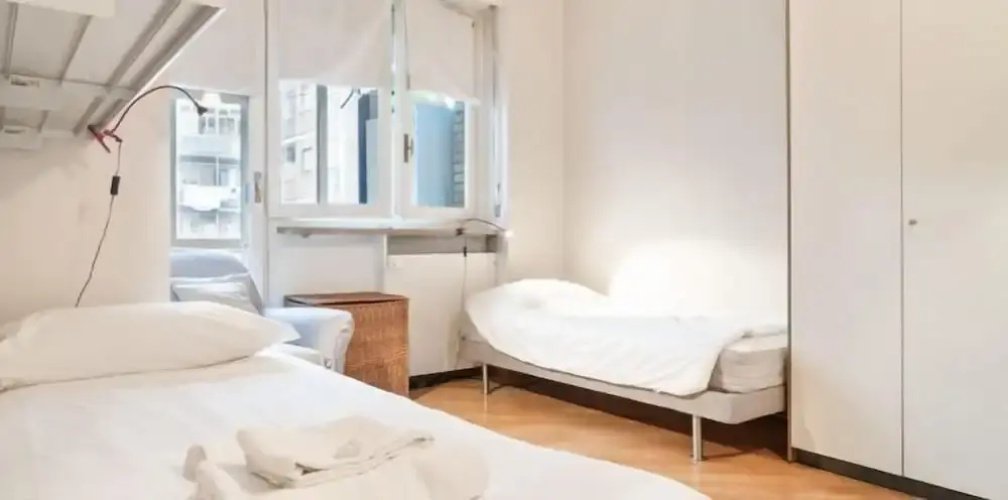 MM Bernini Roomy Apartment