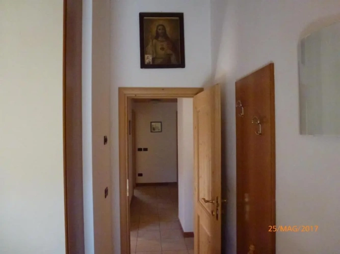 3 Bedrooms Apartment