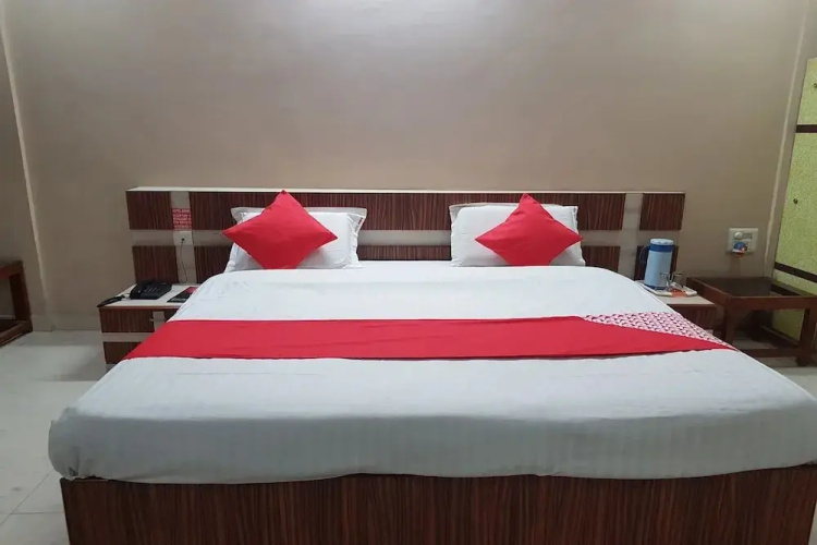 Hotel Anand By OYO Rooms