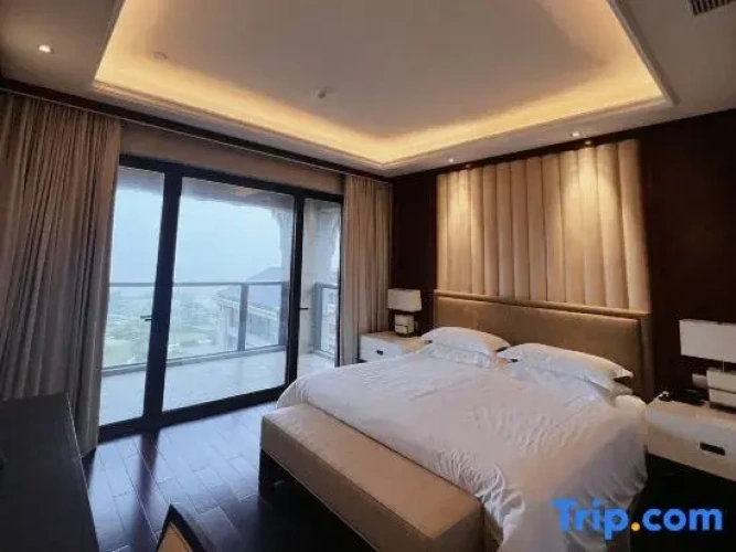Family Suite with balcony and with view