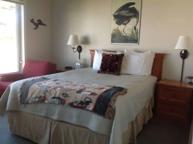 Tyee Lodge Oceanfront B&B