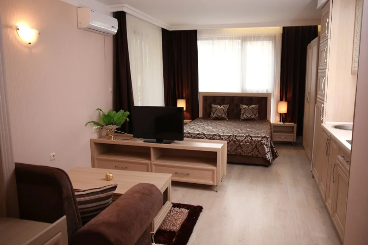 Apartcomplex Harmony Suites