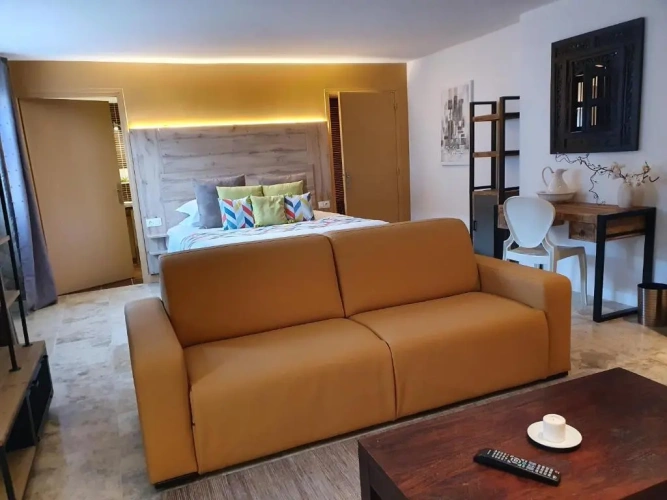 Standard Family room