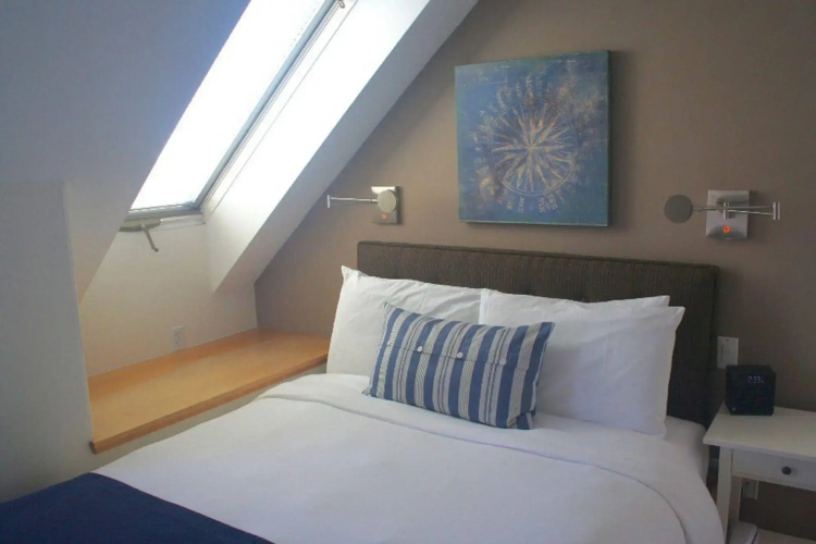 Benchmark Inn