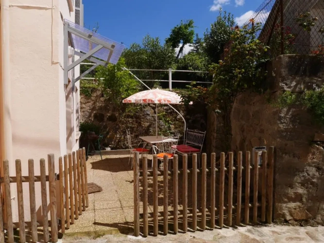 2 Bedrooms Double Cottage