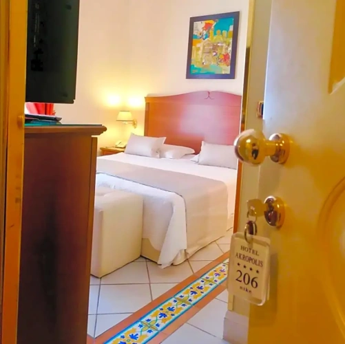 Deluxe Single room