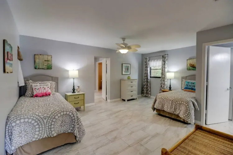 12134 Moon Shell Dr