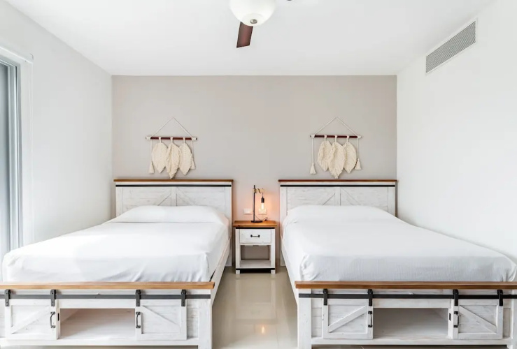Casa Bali 2 Bedroom Condo by Redawning