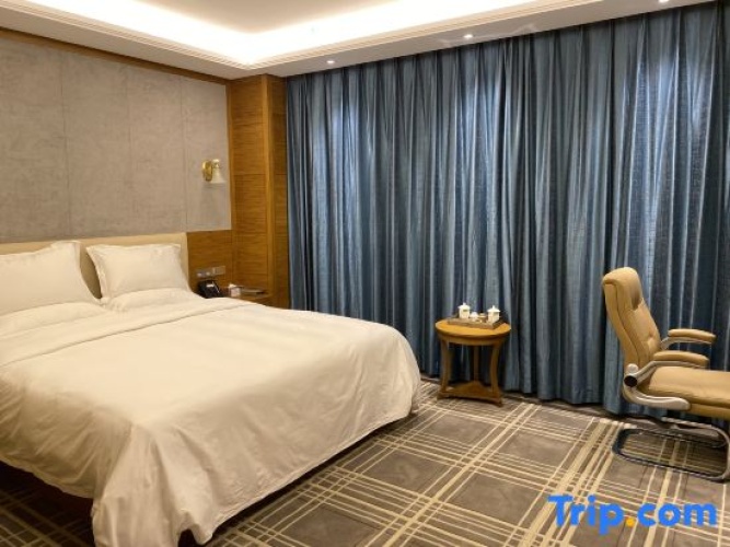 Deluxe Double Suite