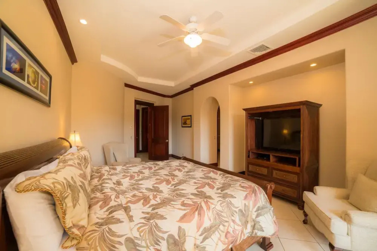 Bella Vista 2C - 3 bdr 3 1 2 Bath