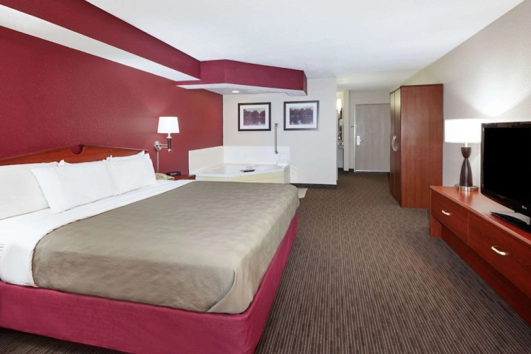 1 Bedroom Deluxe Double Suite