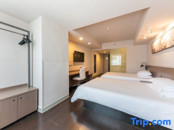 Business Twin room