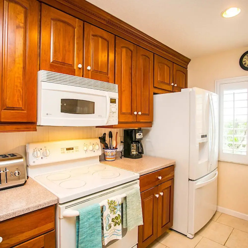 Sea Haven Beachfront Oasis With Pool St Aug