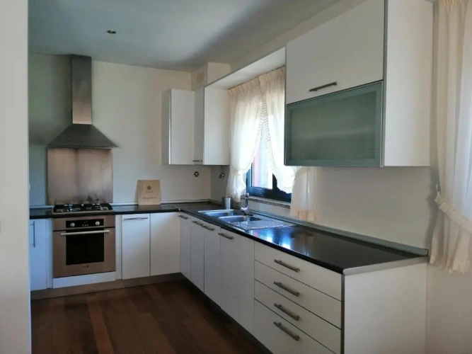 3 Bedrooms Cottage