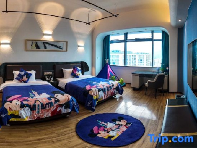 Standard Double room with river view