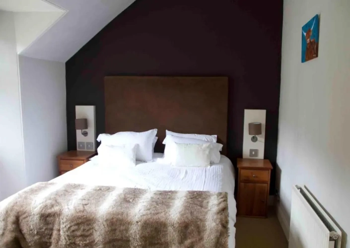 4 Bedrooms Cottage