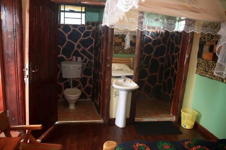 Elite Backpackers Services Masaka