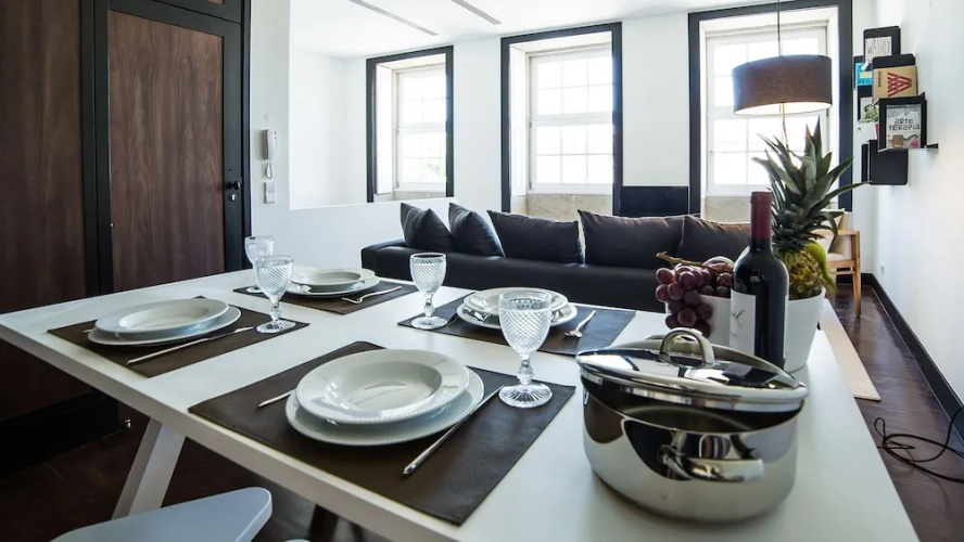 Tripas-Coração, Clérigos Apartment