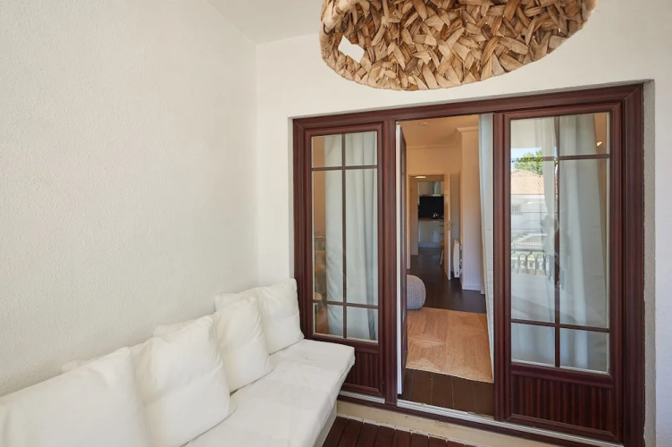 Oasis-Central-Apartment