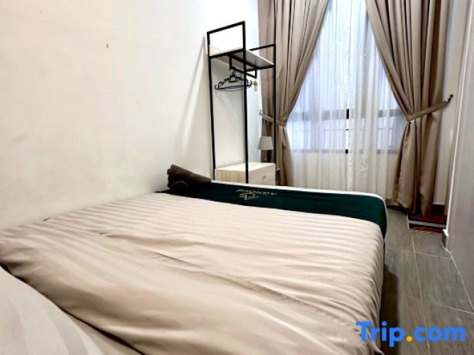 2 Bedrooms Apartment with pool view