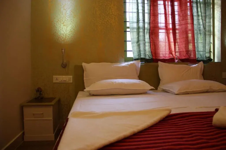 Church view homestay